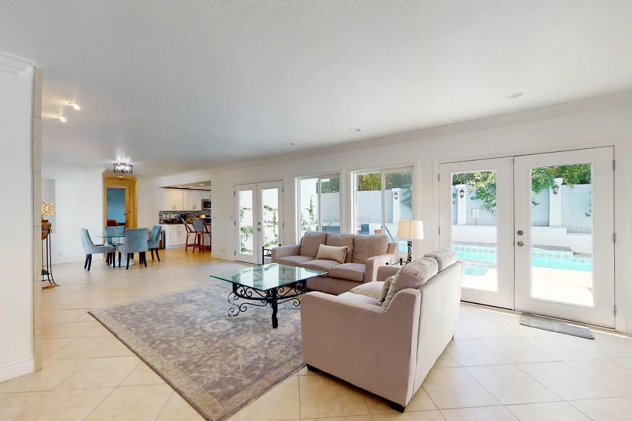 The Alhambra Permit# 4587 Vila Palm Springs